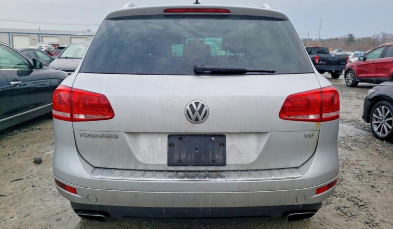 
								2014 Volkswagen Touareg full									