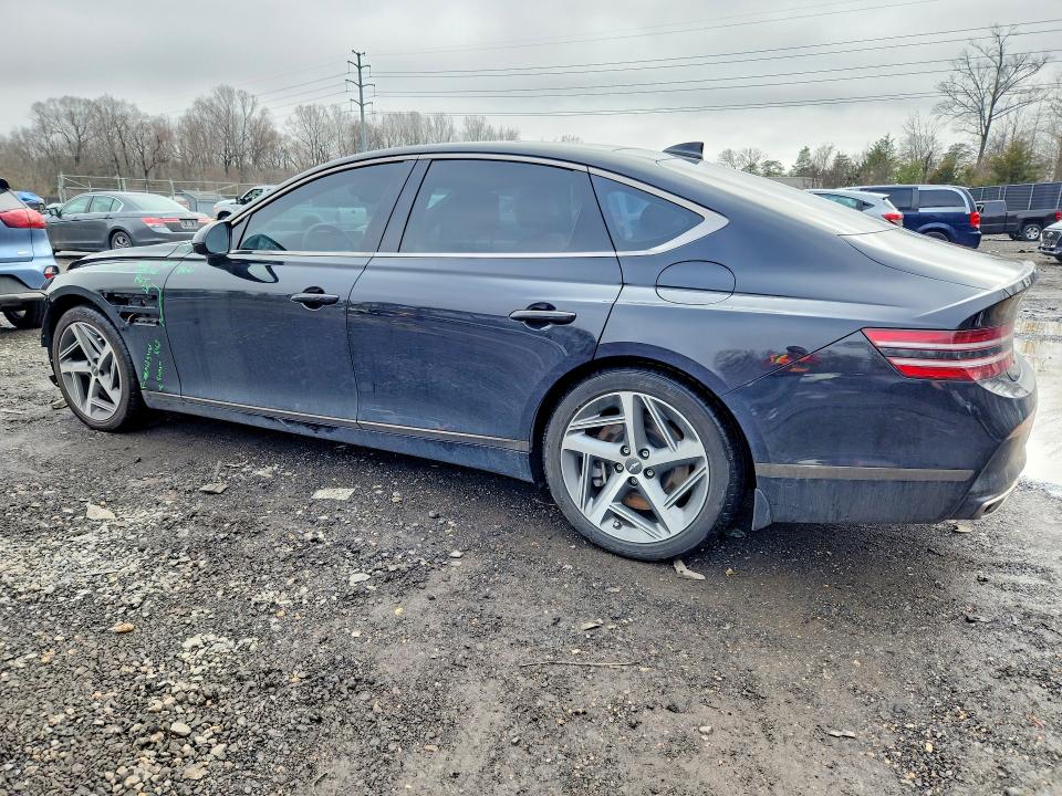 2022 Genesis G80