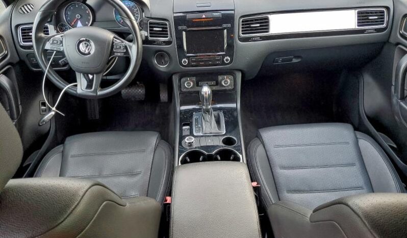 
								2014 Volkswagen Touareg full									