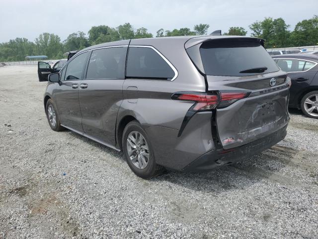 2022 Toyota Sienna xle