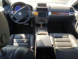 
										2005 Volkswagen Touareg full									