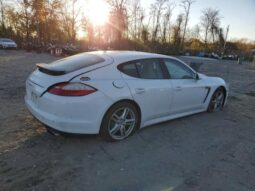 
										2011 Porsche Panamera full									