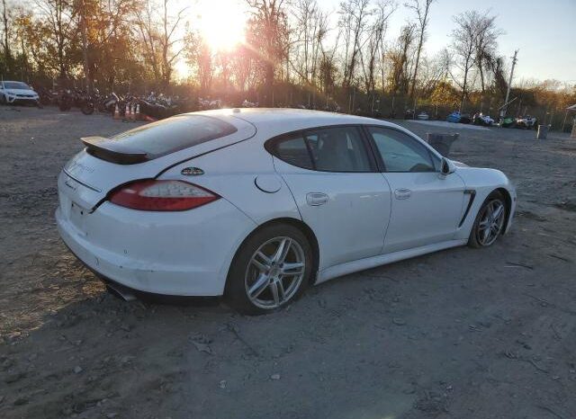 
								2011 Porsche Panamera full									