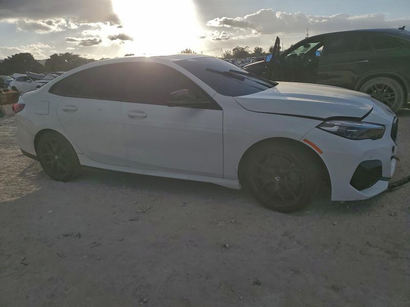 2021 BMW M235i