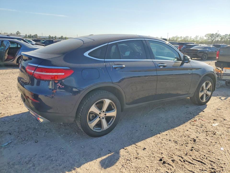 2017 Mercedes-benz Glc