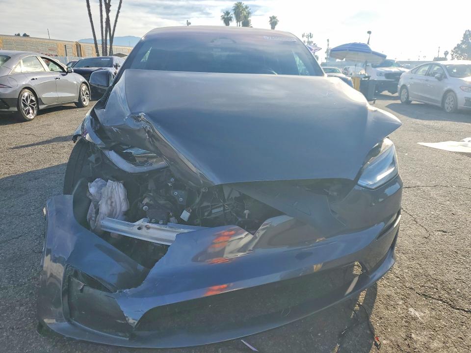 2023 Tesla Model x