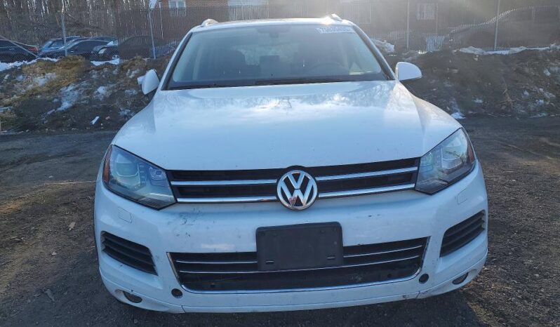 
								2013 Volkswagen Touareg full									