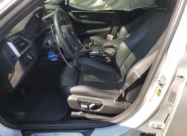 
								2017 BMW 3 series full									