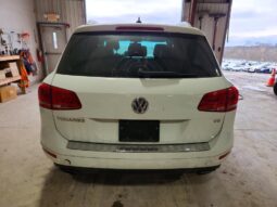 
										2014 Volkswagen Touareg full									