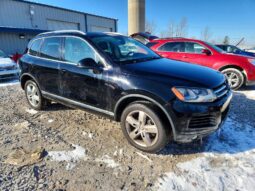 
										2013 Volkswagen Touareg full									