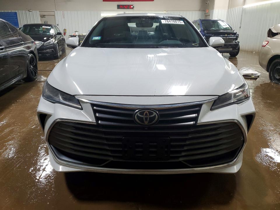 2022 Toyota Avalon