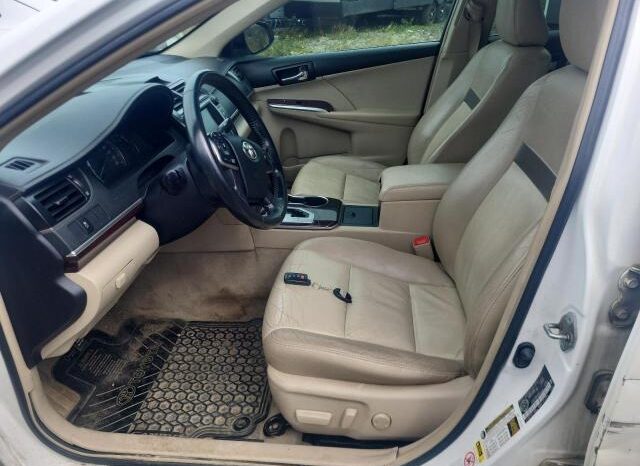
								2012 Toyota Camry se full									
