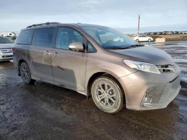 2018 Toyota Sienna xle