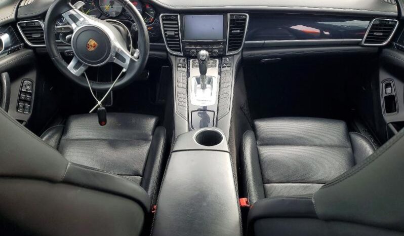 
								2016 Porsche Panamera full									