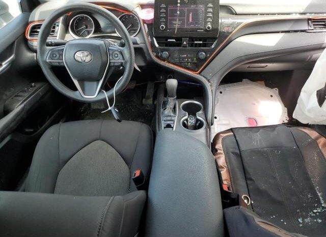 
								2022 Toyota Camry full									