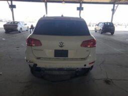 
										2012 Volkswagen Touareg full									