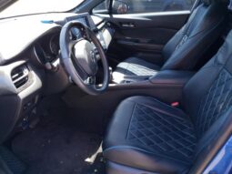 
										2018 Toyota C-hr full									