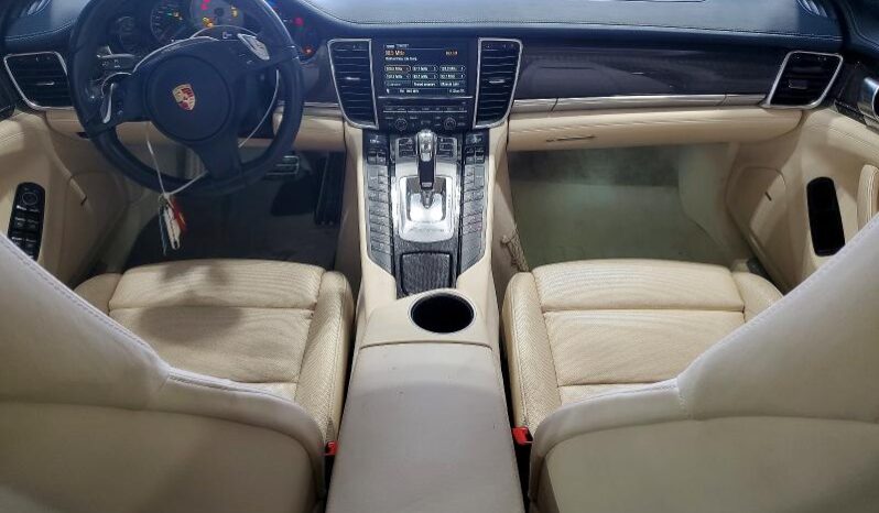 
								2013 Porsche Panamera full									