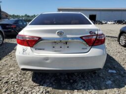 
										2015 Toyota Camry le full									