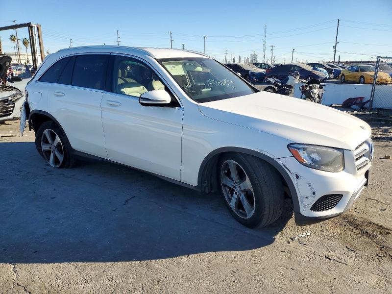 2016 Mercedes-benz Glc
