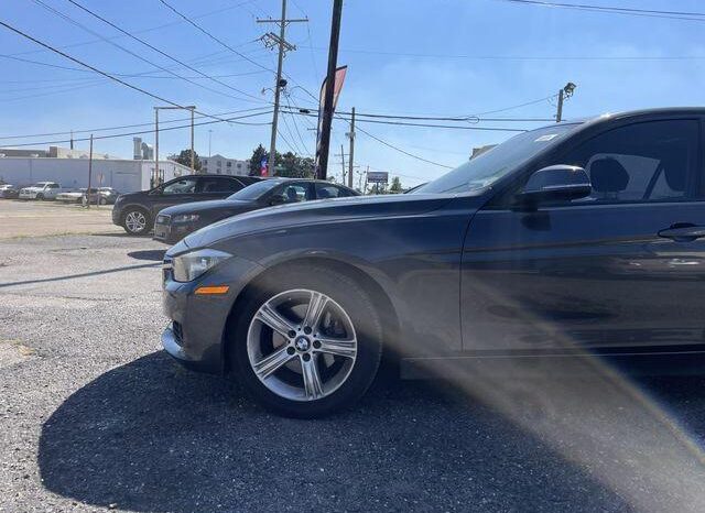 
								2013 BMW 3 series full									