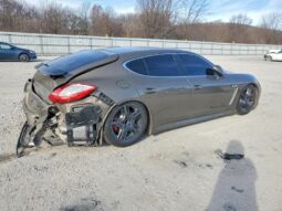 
										2011 Porsche Panamera full									