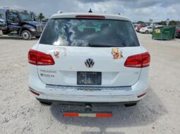 
										2017 Volkswagen Touareg full									