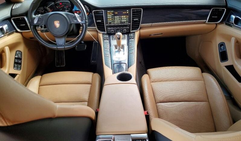 
								2015 Porsche Panamera full									