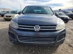 
										2011 Volkswagen Touareg full									