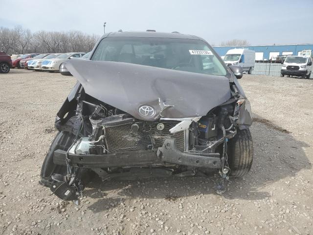 2014 Toyota Sienna xle