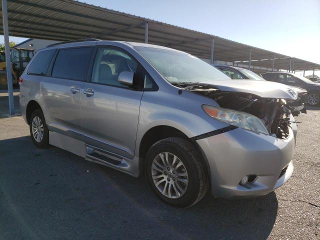 2012 Toyota Sienna