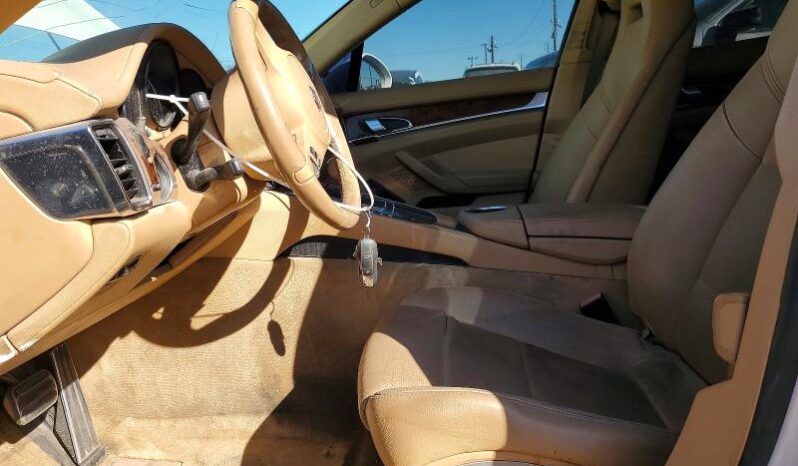 
								2012 Porsche Panamera full									