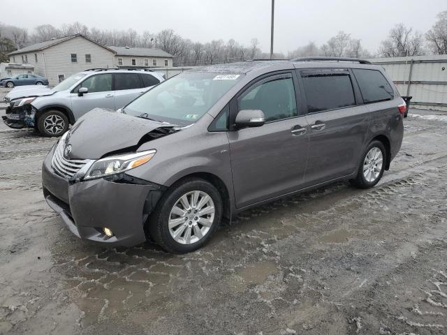 2016 Toyota Sienna xle