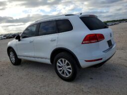 
										2013 Volkswagen Touareg full									