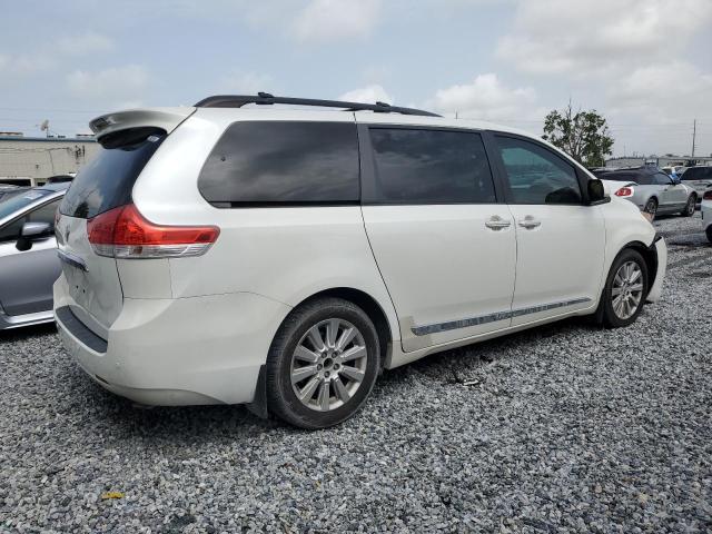 2012 Toyota Sienna xle