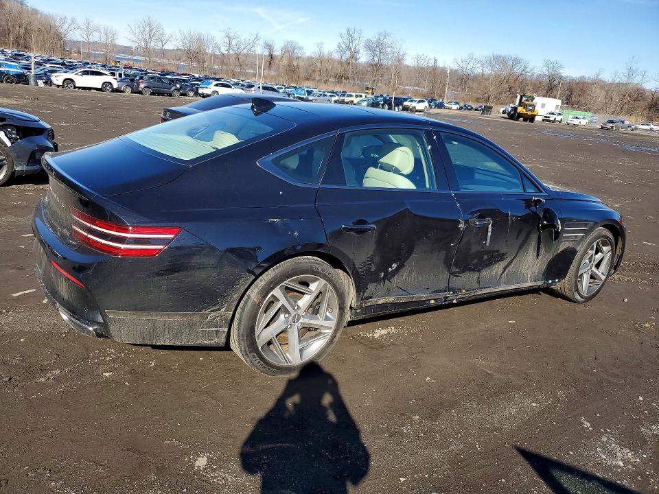 2024 Genesis G80