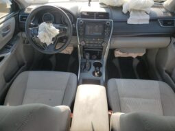 
										2016 Toyota Camry le full									