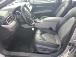 
										2019 Toyota Camry full									