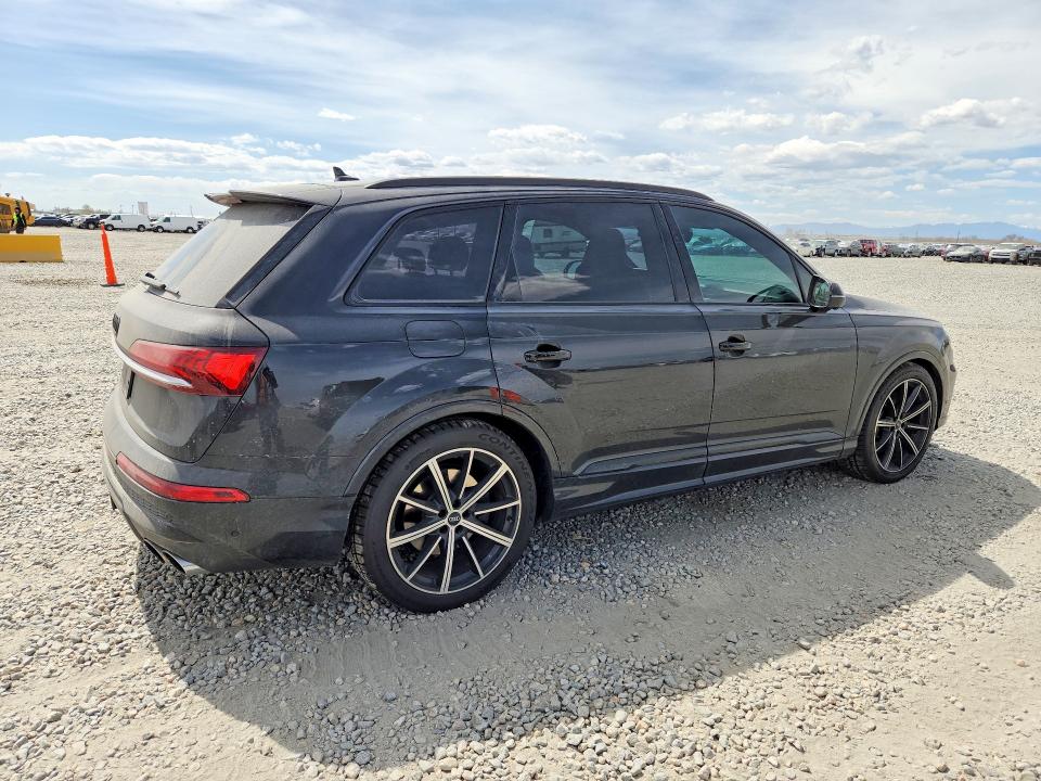 2021 Audi Sq7