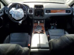 
										2011 Volkswagen Touareg full									