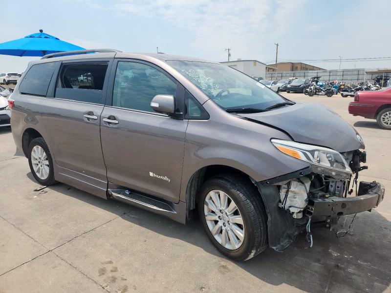 2016 Toyota Sienna