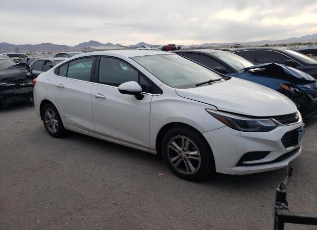
								2017 Chevrolet Cruze full									