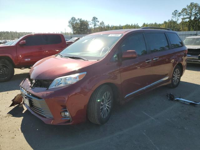 2020 Toyota Sienna xle