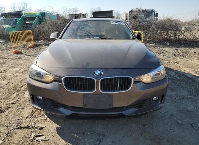 
								2013 BMW 3 series full									