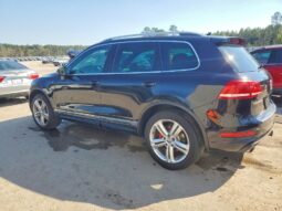 
										2014 Volkswagen Touareg full									