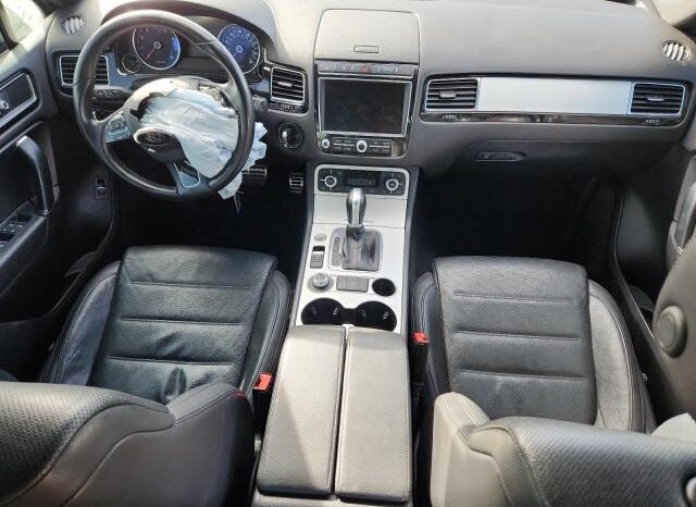 
								2017 Volkswagen Touareg full									