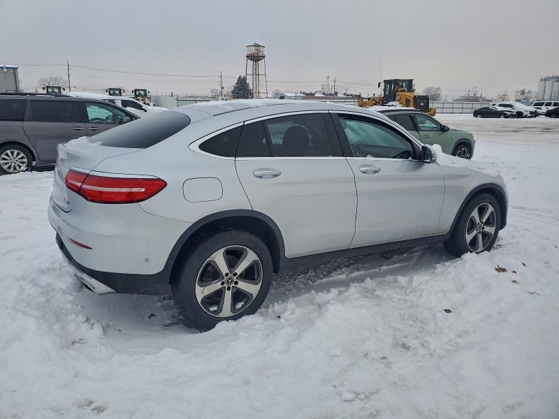 2017 Mercedes-benz Glc
