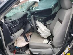 
										2012 Toyota Camry base full									