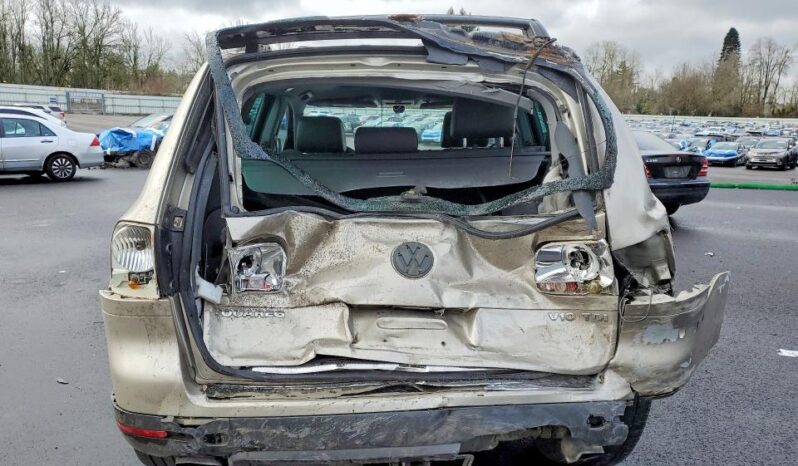 
								2004 Volkswagen Touareg full									
