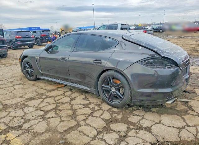 
								2011 Porsche Panamera full									